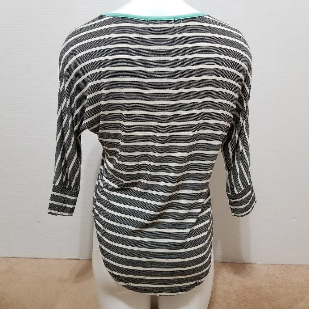 Pink Rose top XS striped dolman 3/4 sleeve curved hem stretch - Picture 3 of 10